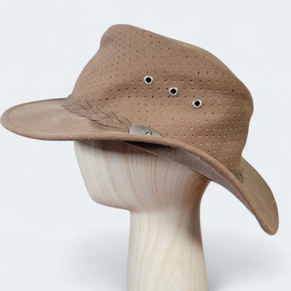 Aussie Chiller Hat Wide Brim Soaker Size Medium
NWOT - Picture 1 of 4